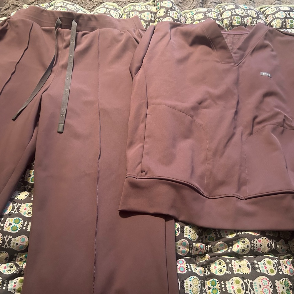 Figs plum FormX Scrubs